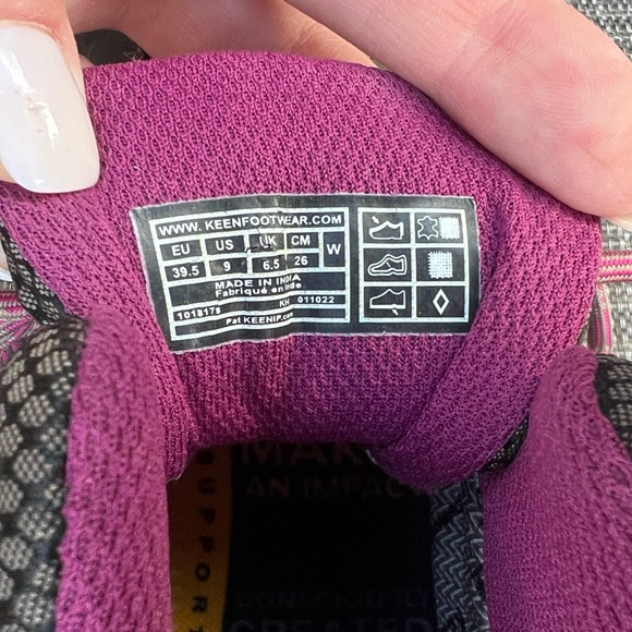 Keen Women's Targhee 3 Leather Waterproof Mid Height Hiking Boots Size 9 - Picture 7 of 7